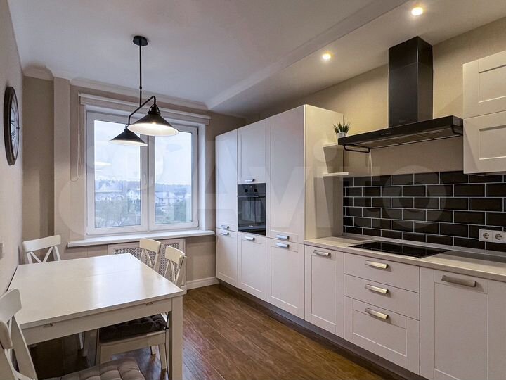 2-к. квартира, 64,7 м², 4/10 эт.