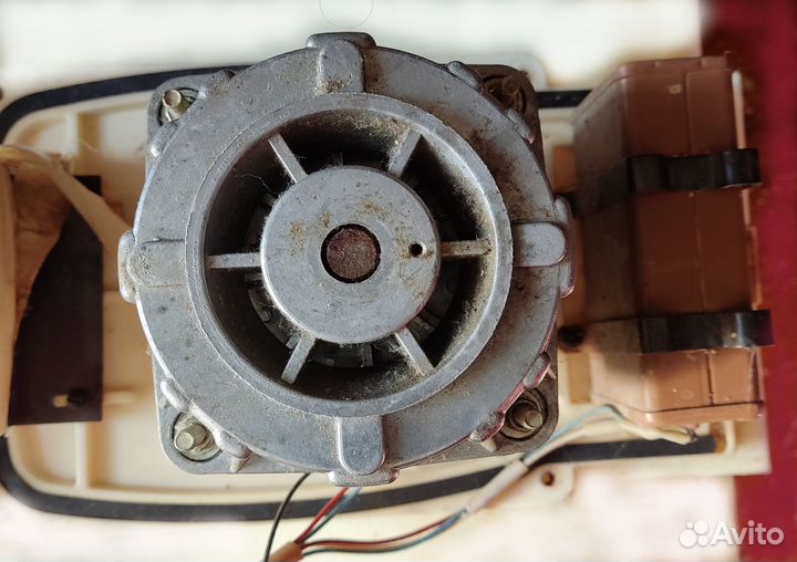 Мотор стиральной машинки Малютка