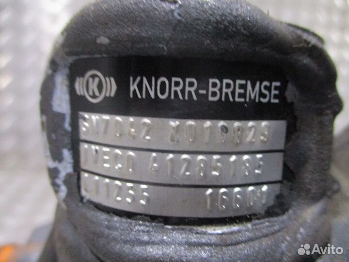 Суппорт правый Iveco K016829