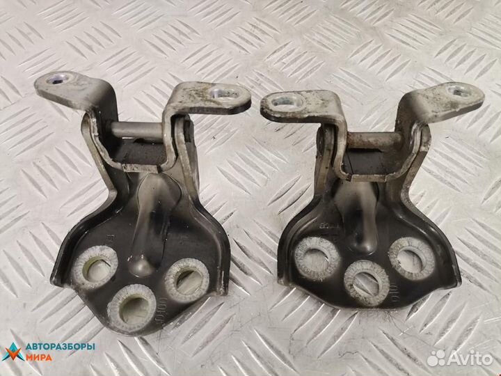 Петля двери SsangYong Kyron рест. 2008 6281009001