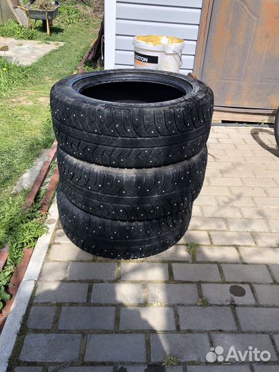 Bridgestone Ice Cruiser 7000 205/55 R16