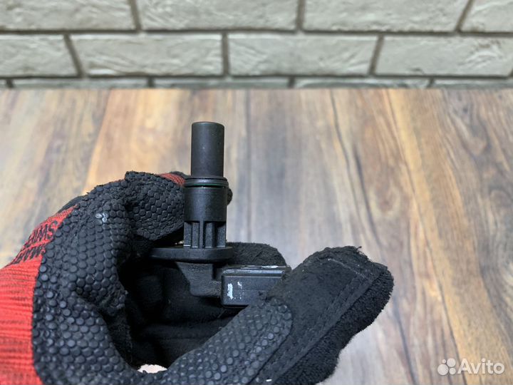 Audi A3 8P Датчик положения распредвала