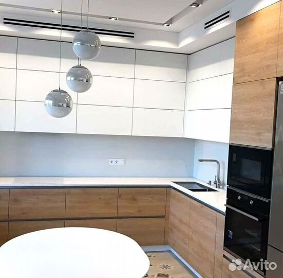 Кухня в потолок