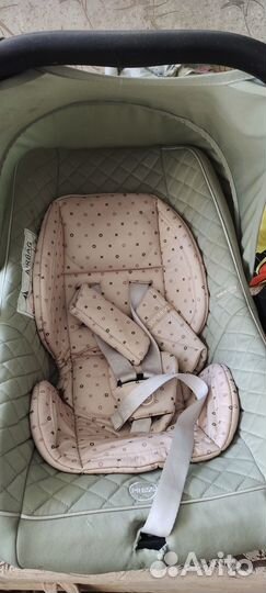Детская кроватка, автокресло