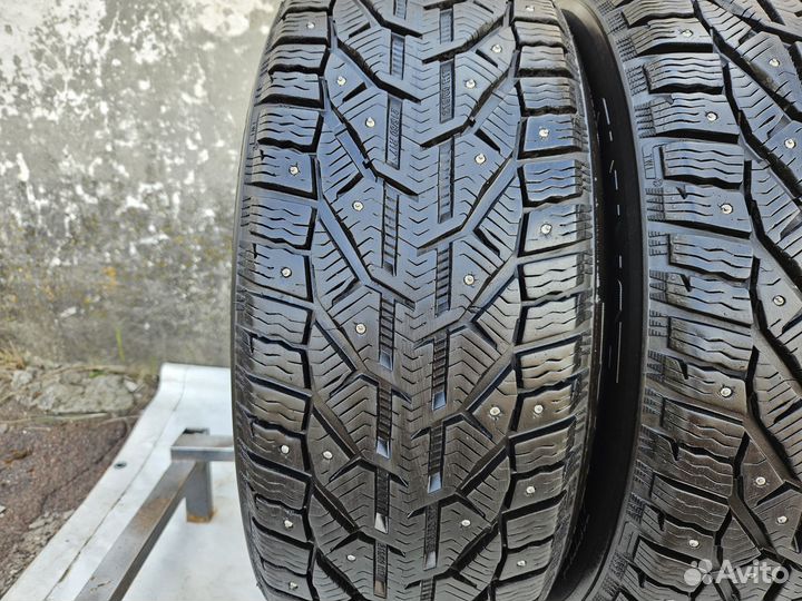 Tigar SUV Ice 215/60 R17 100T