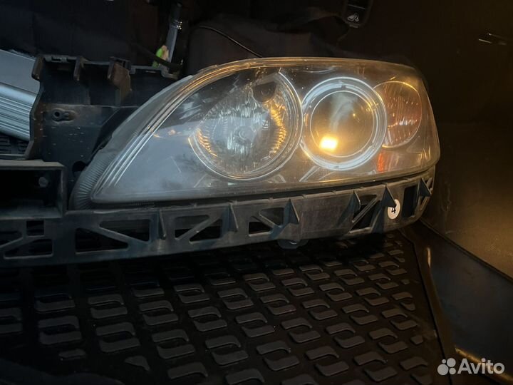 Фары на mazda 3 bk седан