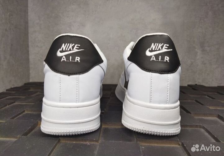 Кроссовки Nike Air Force 1