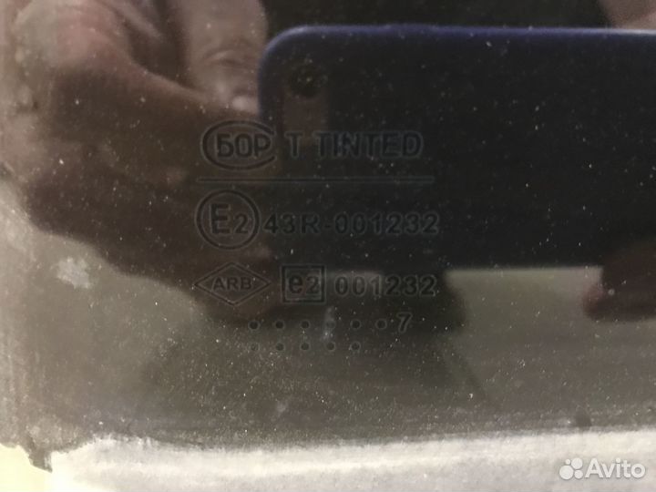 Logan 1 Стекло двери заднее левое б/у