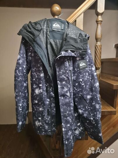 Сноубордическая куртка мужская