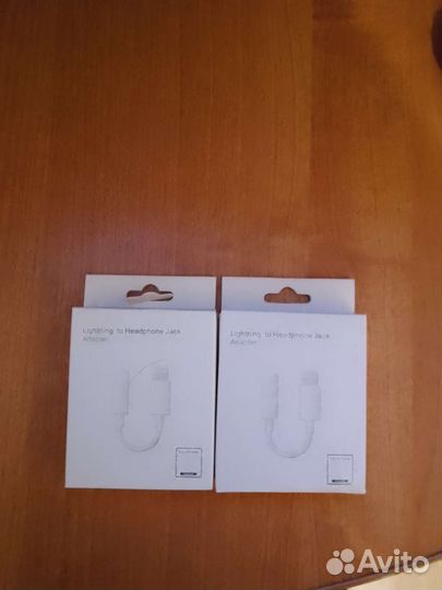 Переходник iPhone для наушников и зарядки
