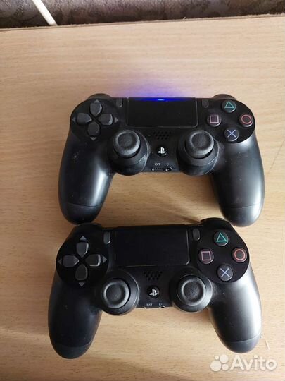 Sony playstation 4 PS4 slim 1tb