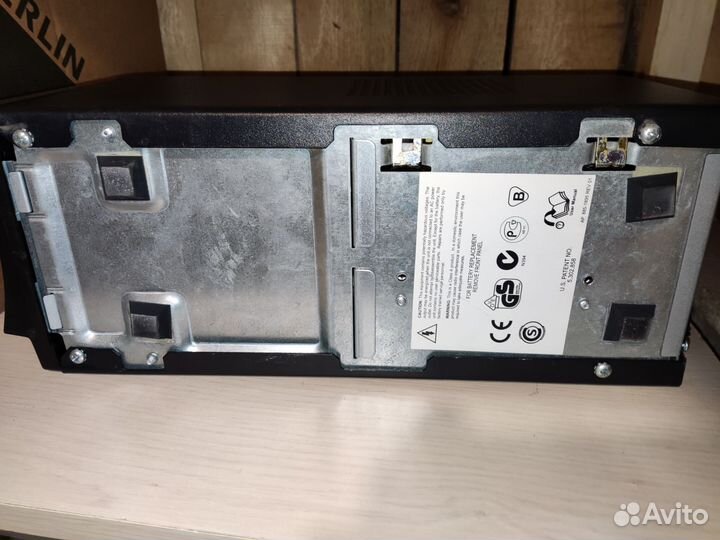 Ибп APC Smart-UPS 750