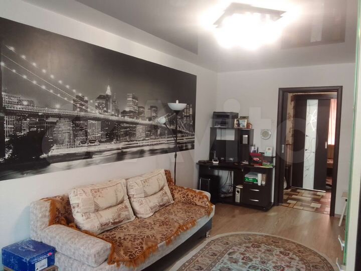 2-к. квартира, 63 м², 1/9 эт.