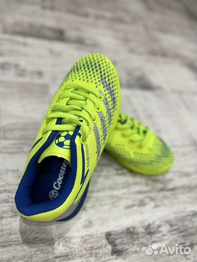 Бутсы футбольные сороконожки детские