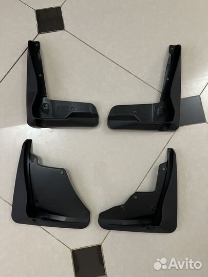 Полики на toyota camry 70-75