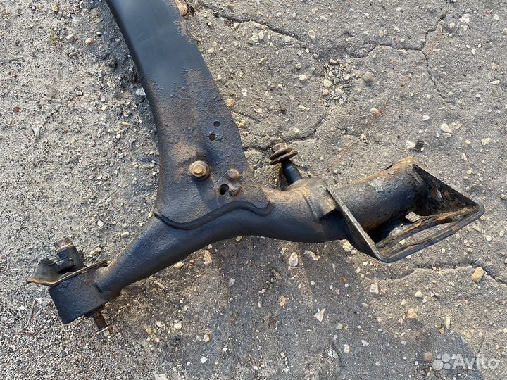 Балка задняя Toyota Corolla 120