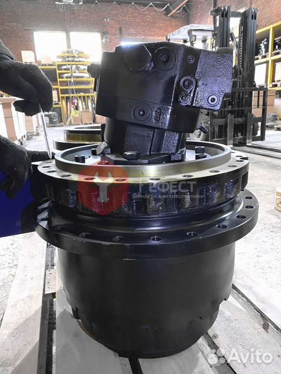 Редуктор хода Hyundai R500LC-7 39QB-40101