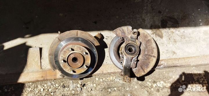 Ступичный узел в сборе с тормозным диском