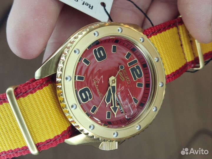 Seiko 5 Sports srpf24K1 Zangief Street Fighter Lim