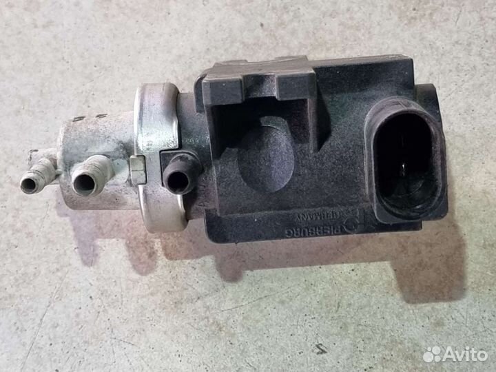 Клапан Volkswagen Transporter T5 AXD