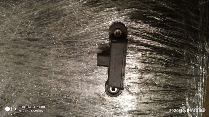 Датчик ускорения Мерседес w164 GL ML