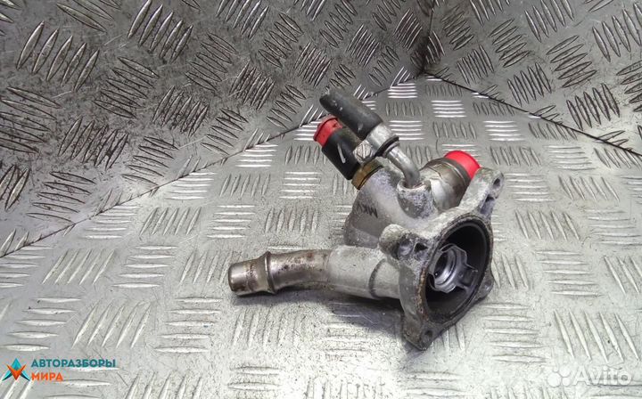 Корпус термостата бензиновый Jeep Cherokee KL 2014