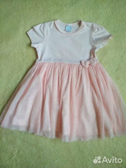 Платье праздничное на девочку