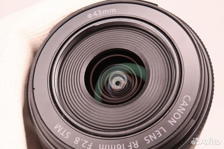 Объектив Canon RF 16mm f/2.8 STM (сост нов)