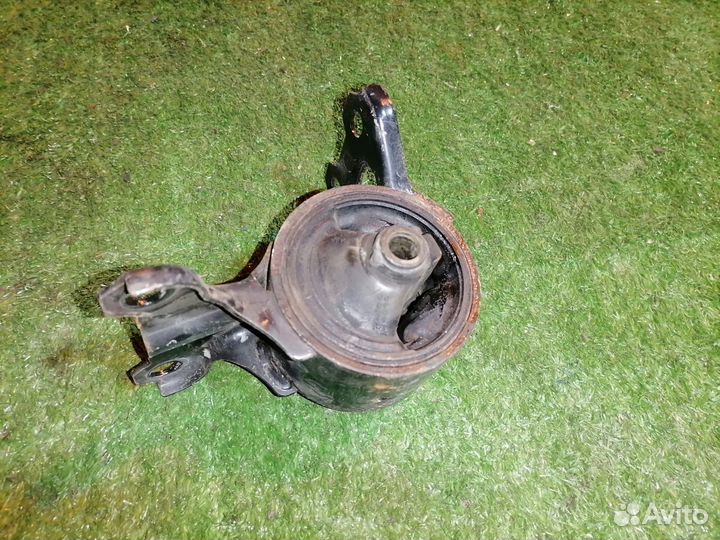 Опора двигателя (подушка двс) левая MN101574 Mitsu