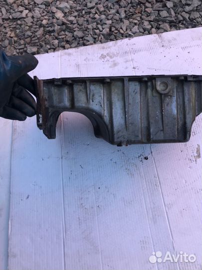 Картер двигателя на опель астра Н 1.6 XER