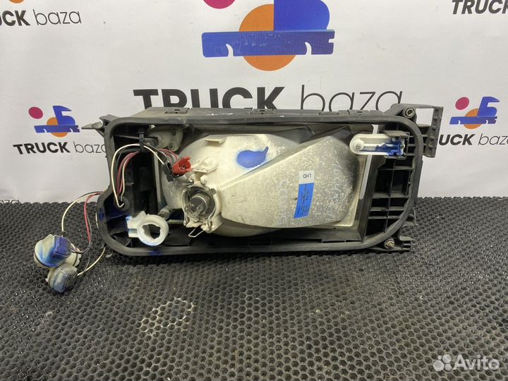 1732510 Фара правая