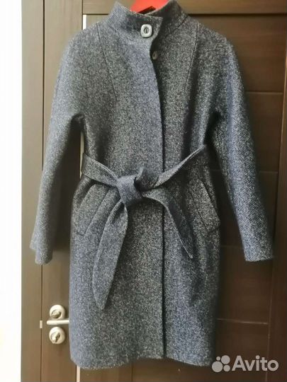 Пальто женское 42 размер демисезонное