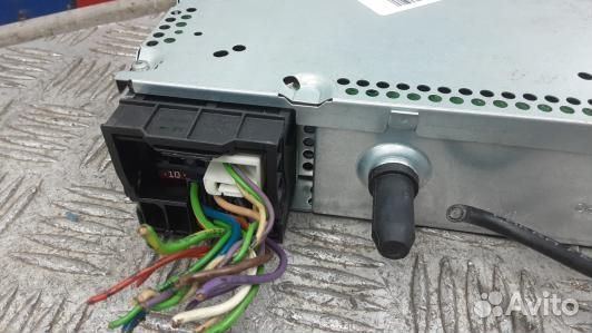 Магнитола citroen C3 2 (5LV14I401)