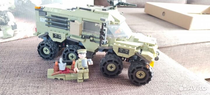Лего армия России армейский вездеход