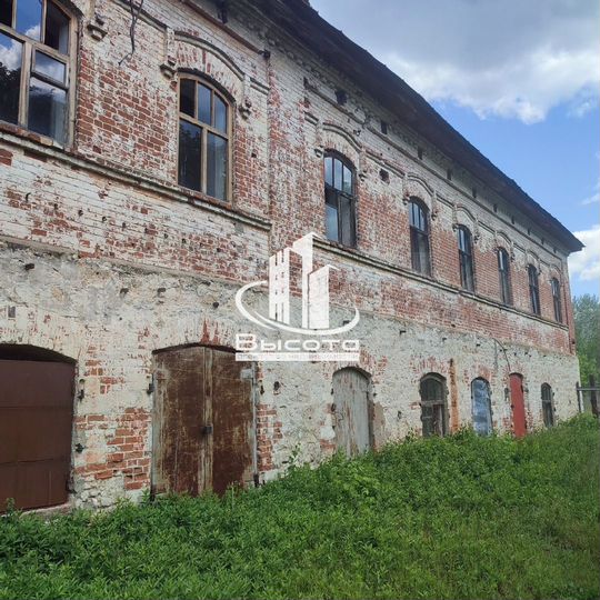 Продается коммерческая, 633.4 кв.м., 2/2 эт