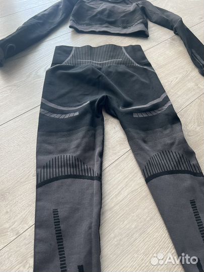 Спортивный костюм для фитнеса