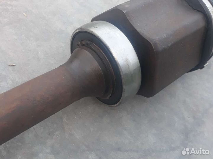 Привод передний правый Freelander 2