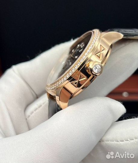 Женские наручные часы glashutte