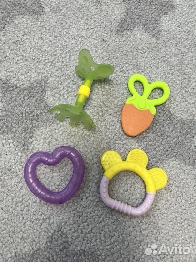 Игрушки для малыша пакетом