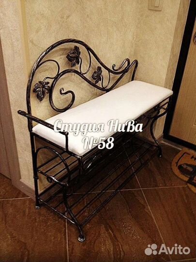 58 Кованая банкетка из лозы