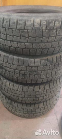 Dunlop Winter Maxx 215/65 R16