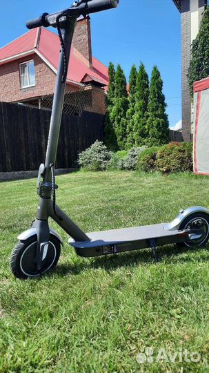 Электросамокат hiper Triumph X85