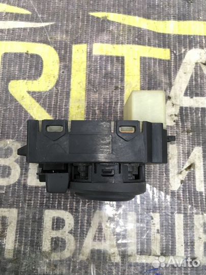 Блок управления зеркалами Kia Rio 3 1.6 G4FC