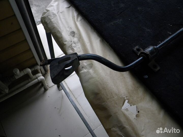 Стабилизатор задний Jaguar XJ Long 351