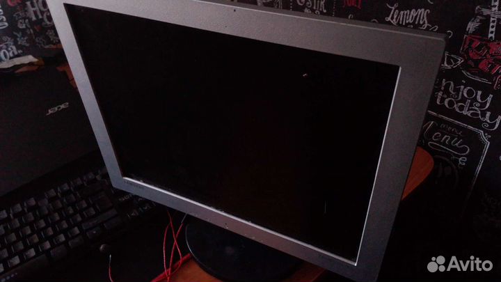 Монитор samsung