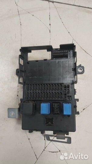 Блок предохранителей Nissan Primera