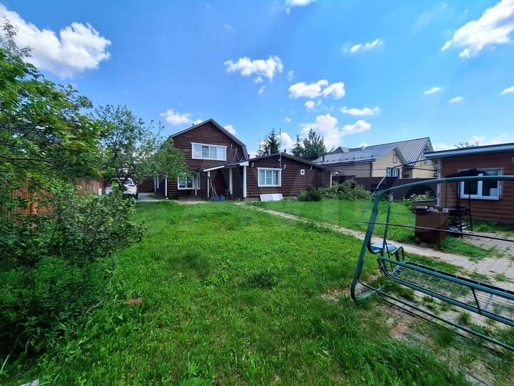 Дом 200 м² на участке 6 сот.