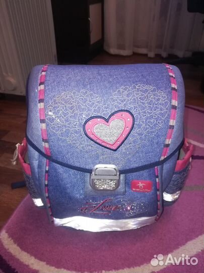 Рюкзак школьный