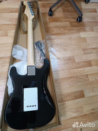 Электрогитара