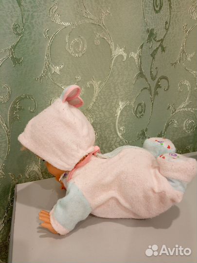 Кукла (ползает, плачет, говорит мама, с музыкой)